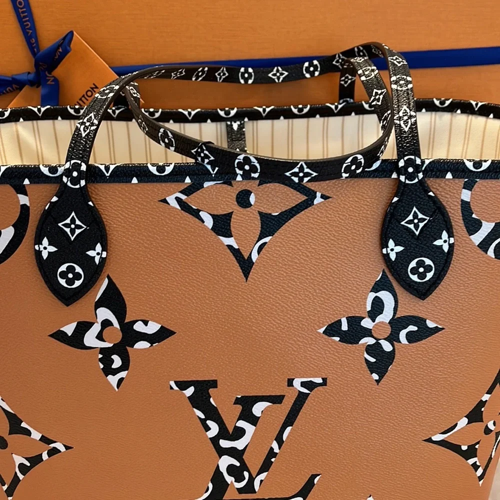 Louis Vuitton Neverfull MM Jungle Giant - Picture 10 of 16